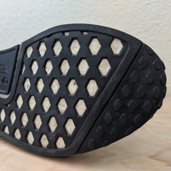 Adidas NMD R1 Japan Triple Black size 8 - Picture 8 of 9